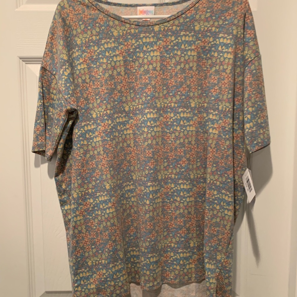 🌟🌟LulaRoe Irma🌟🌟3/$20 with bundle